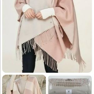 NWT SOIA AND KYO WOVEN SCARFIGAN WITH FRINGE